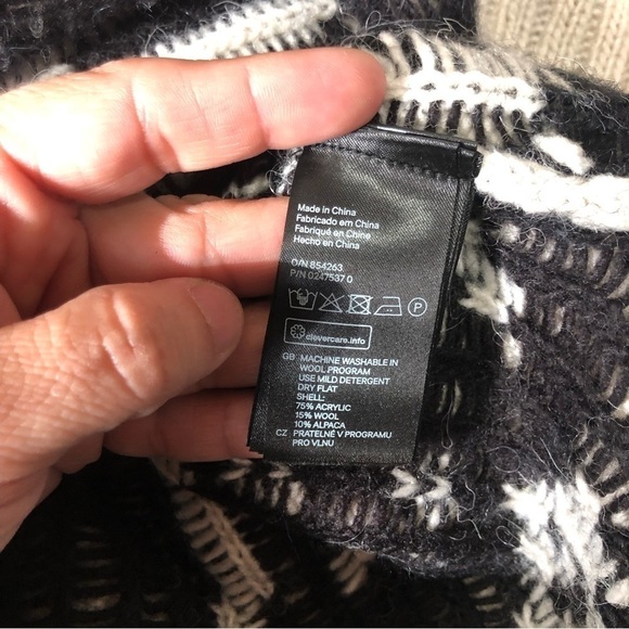 H & M reindeer 4/3 sleeve Alpaca Blend sweater XS - Picture 4 of 6